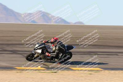 media/Oct-06-2024-Race Pace (Sun) [[d7d39ec7ad]]/5-Bowl Pans (830am)/